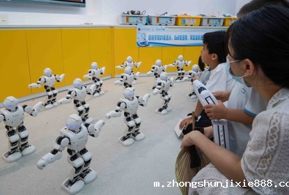 【南方都市报】广附官宣：高中扩招50人 “少年科学院”落成重塑科教边界